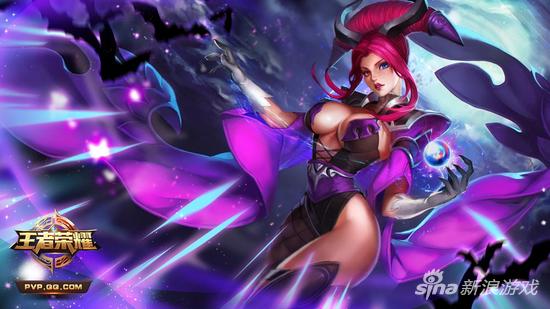 Royal Never Give Up 新年祝福：祝大家在蛇年好运连连，万事如意！